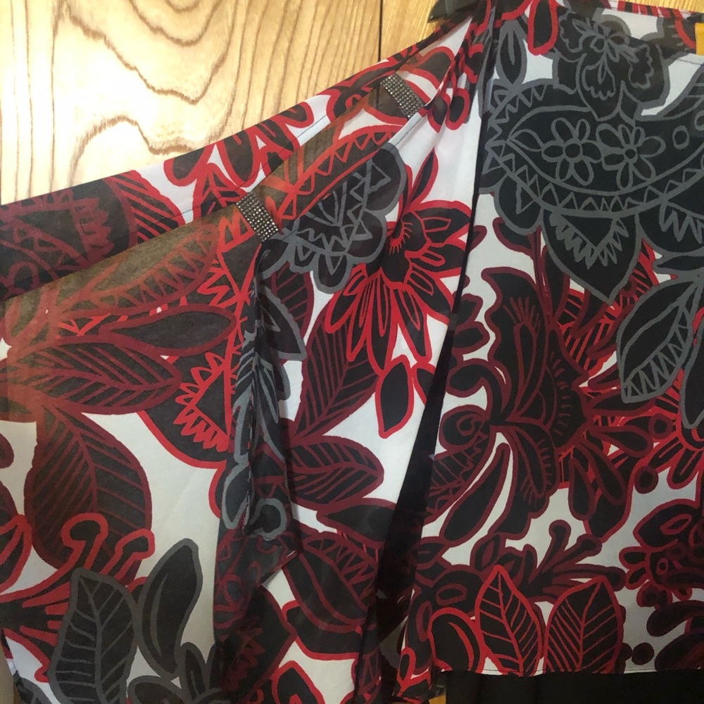 Ruby Rd. Black & Red Blouse - Picture 2 of 5